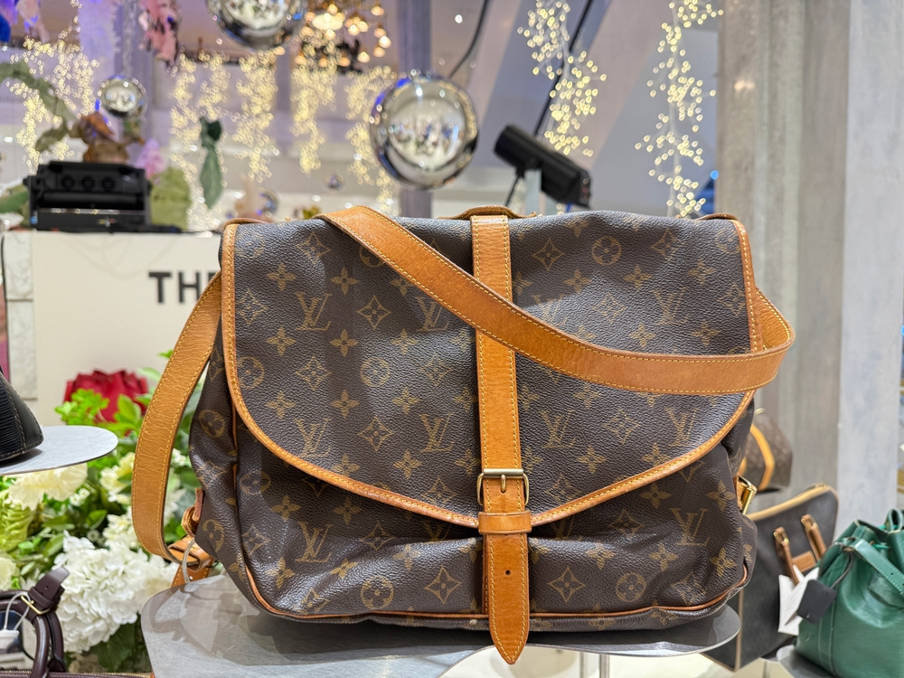 shutterstock 2700644855